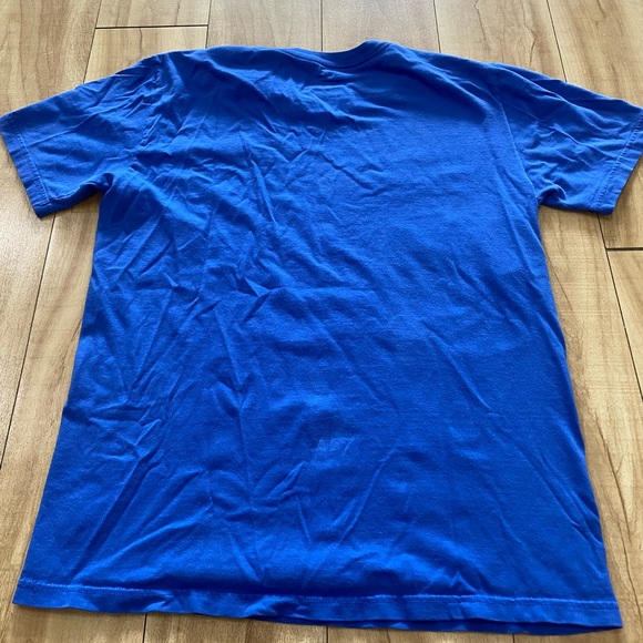 Nike Adult Medium Blue Short Sleeve Shirt Regular Fit - Picture 4 of 4
